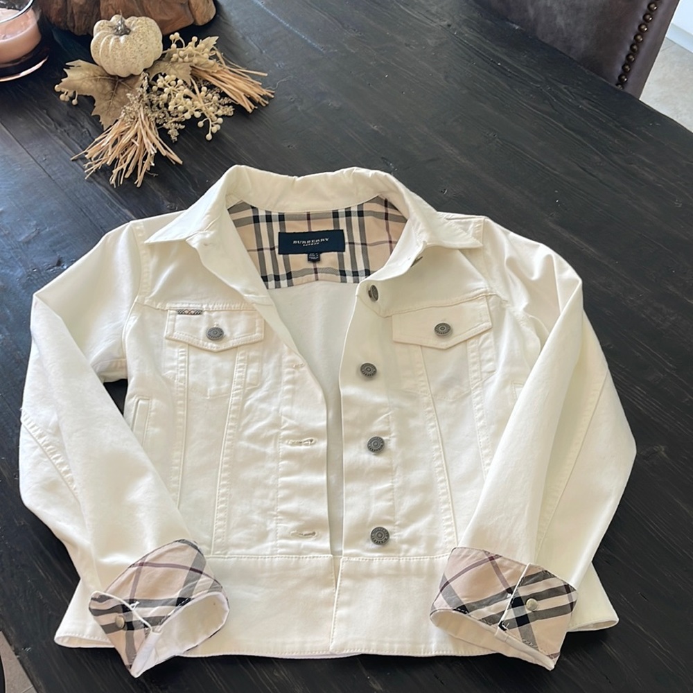 Cream BURBERRY London jean jacket with cuffed sleeve.